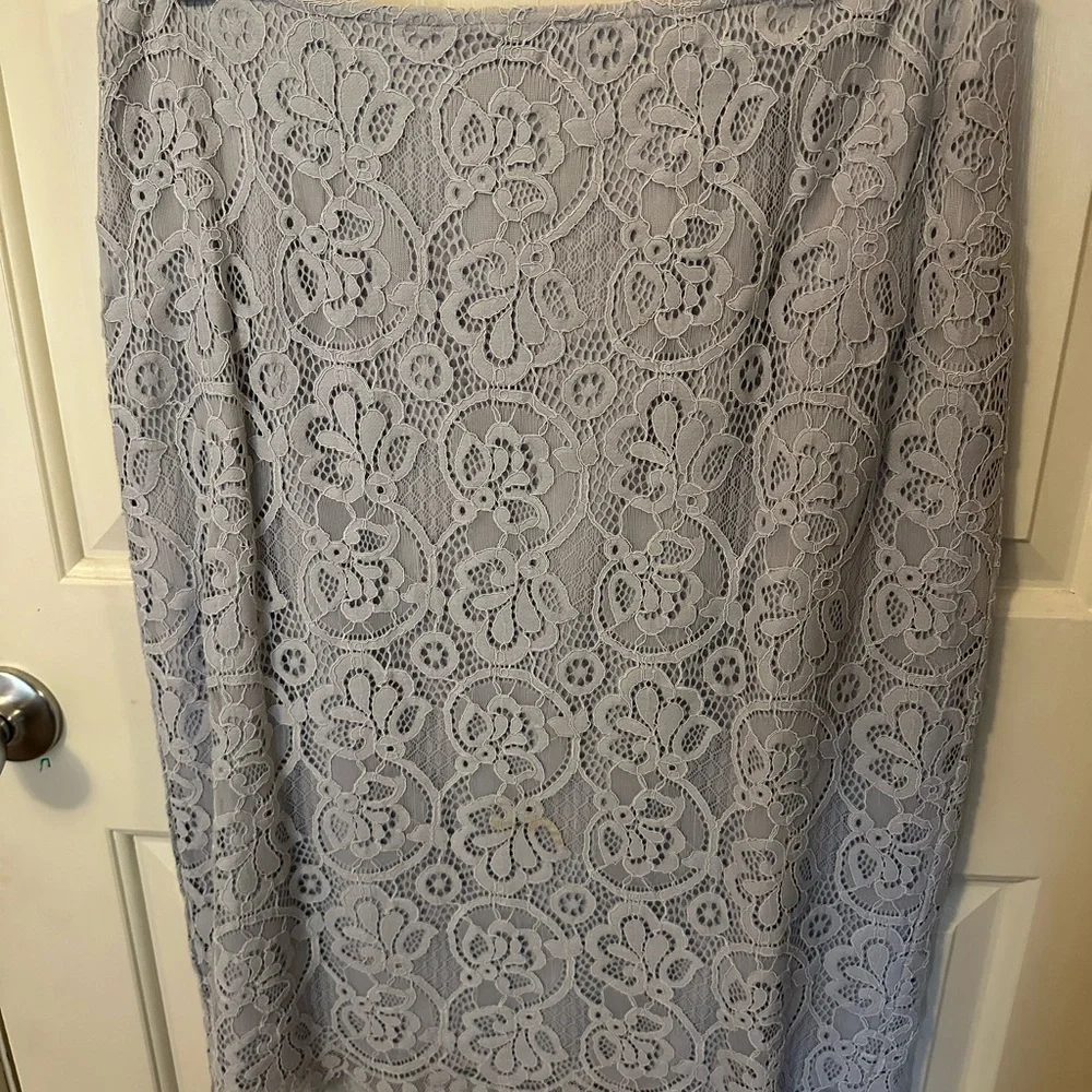 Dainty Jewells Lace Top in Soft Light Blue - Picture 4 of 12